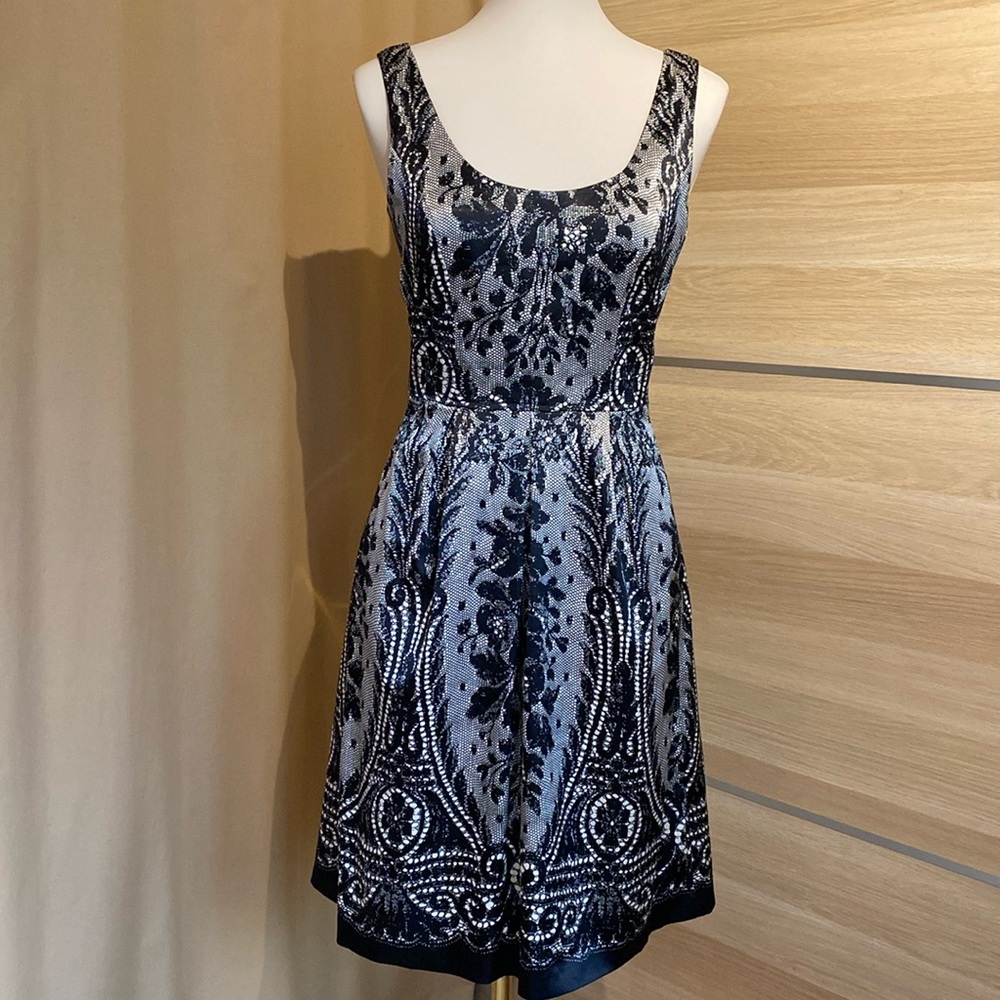 Nine West Sleeveless Fit & Flare Cocktail Dress Black Silver Size 8